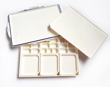 Sealed Acrylic Painting Box Removable Wells