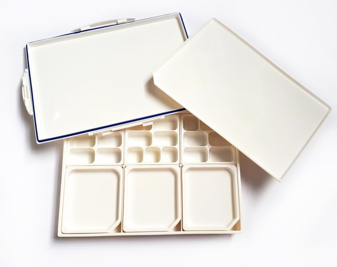Sealed Acrylic Painting Box Removable Wells - Click Image to Close