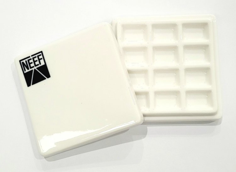 NEEF Porcelain Palette 12 Well - Click Image to Close