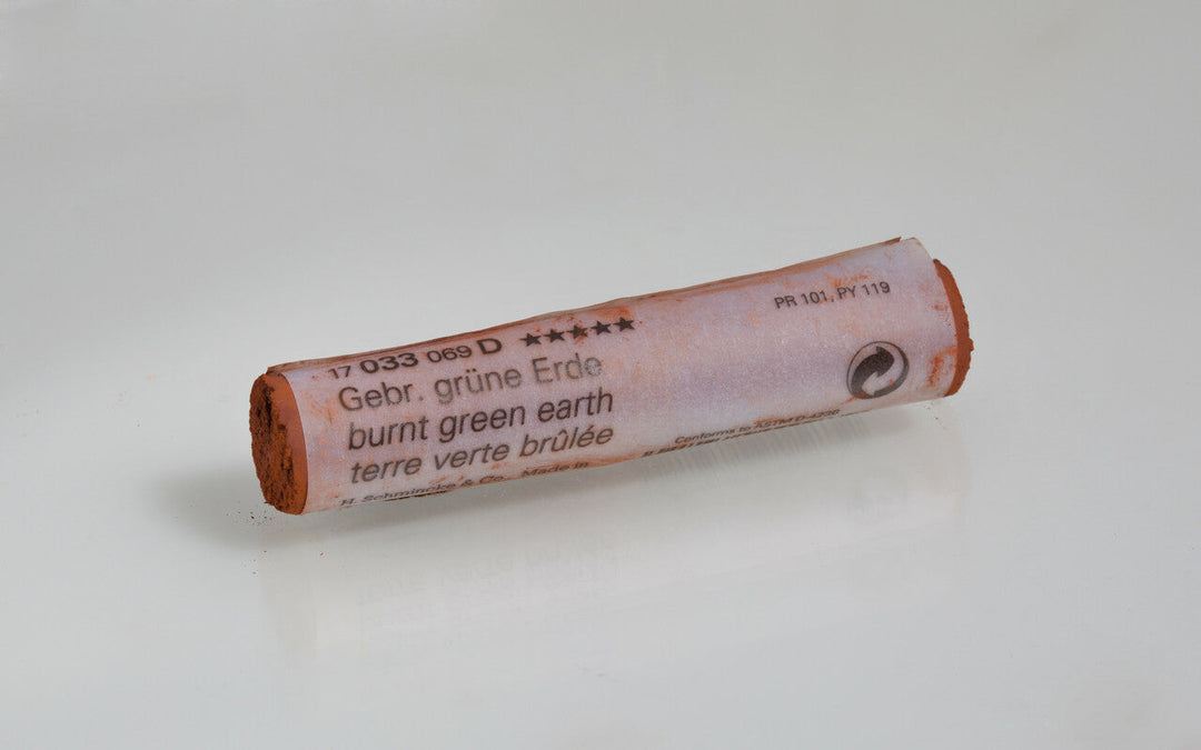033 B Burnt Green Earth Schmincke Pastel