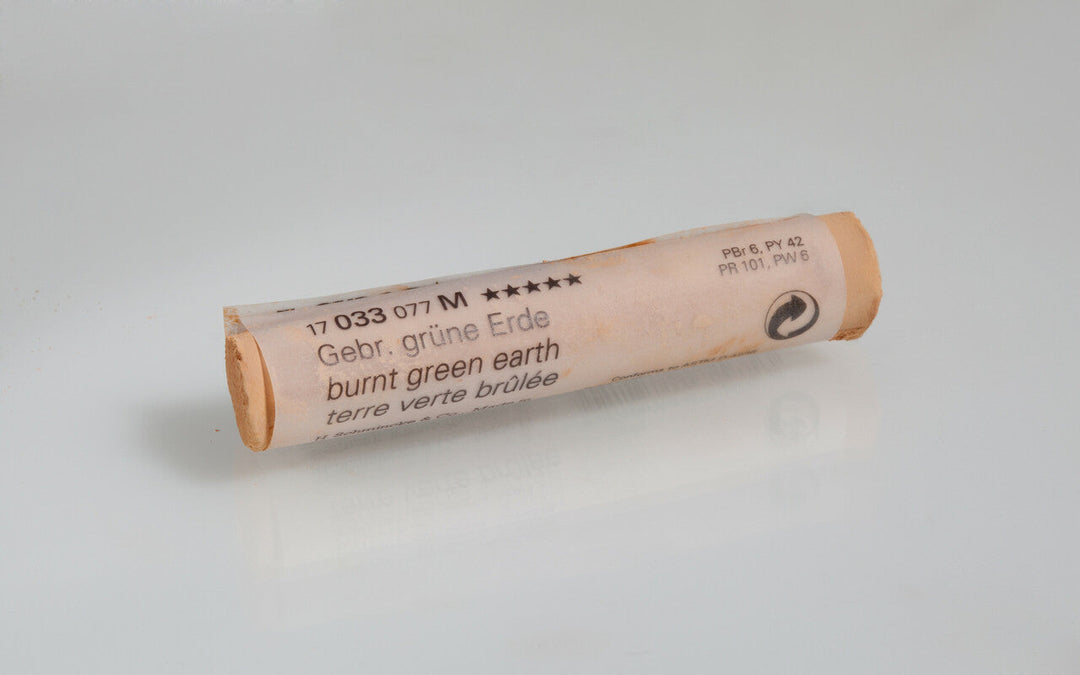 033 B Burnt Green Earth Schmincke Pastel