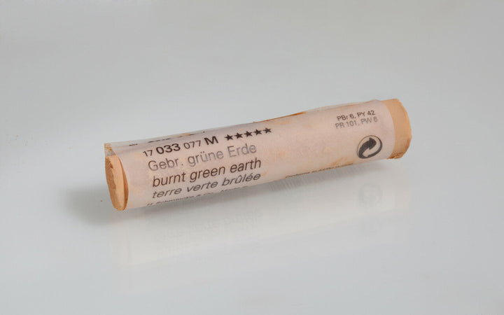 033 B Burnt Green Earth Schmincke Pastel