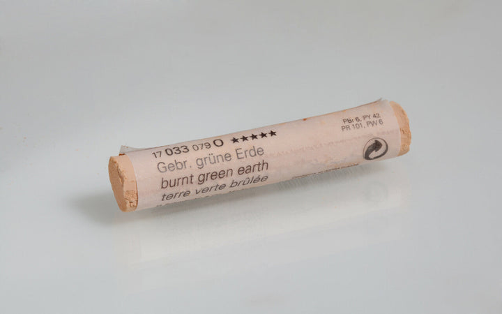 033 B Burnt Green Earth Schmincke Pastel