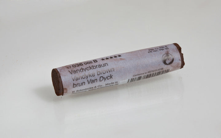 036 B Vandyke Brown Schmincke Pastel