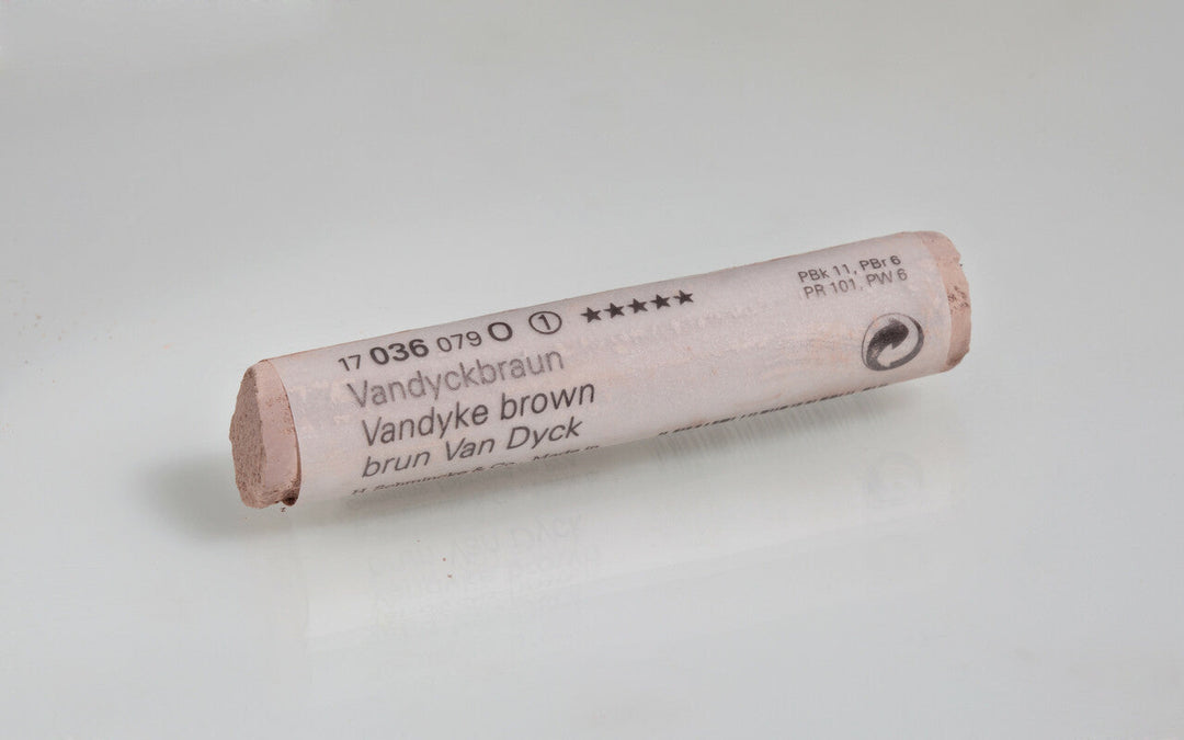 036 B Vandyke Brown Schmincke Pastel