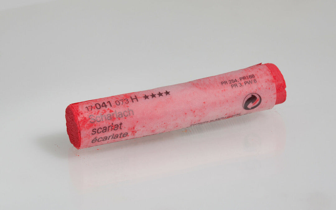 041 B Scarlet Schmincke Pastel
