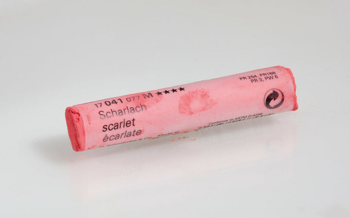 041 B Scarlet Schmincke Pastel