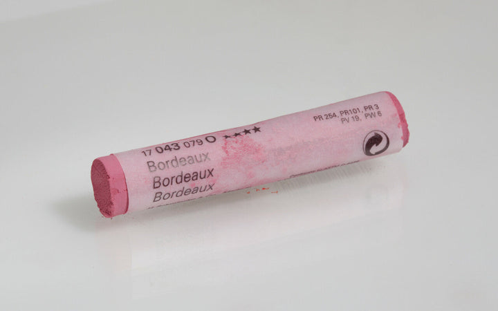 043 B Bordeaux Schmincke Pastel