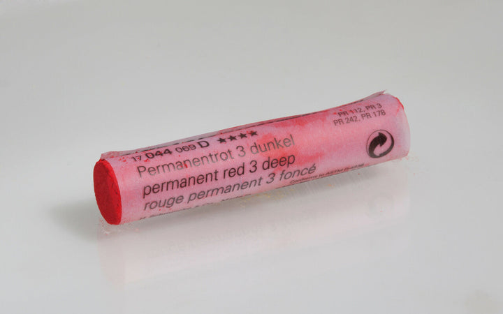 044 B Perm Red 3 Dp Schmincke Pastel