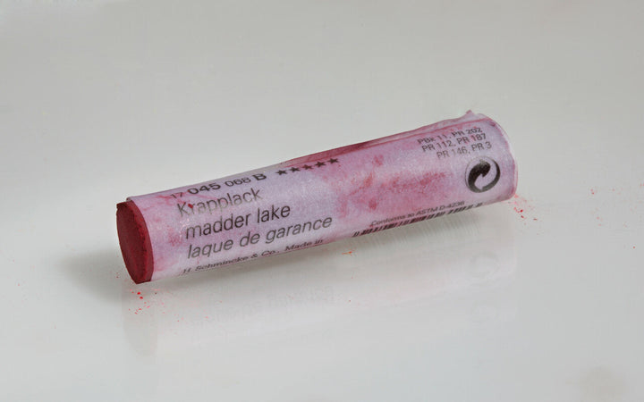 045 B Madder Lake Schmincke Pastel