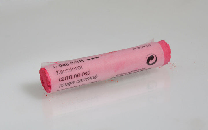 046 B Carmine Red Schmincke Pastel