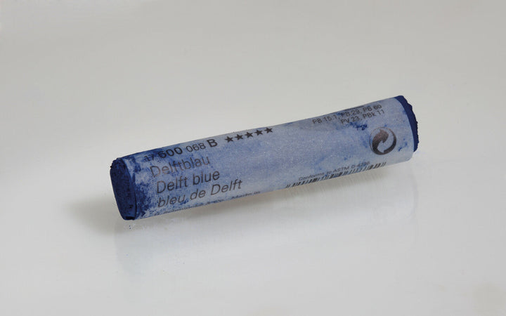 600 B Delft Blue Schmincke Pastel