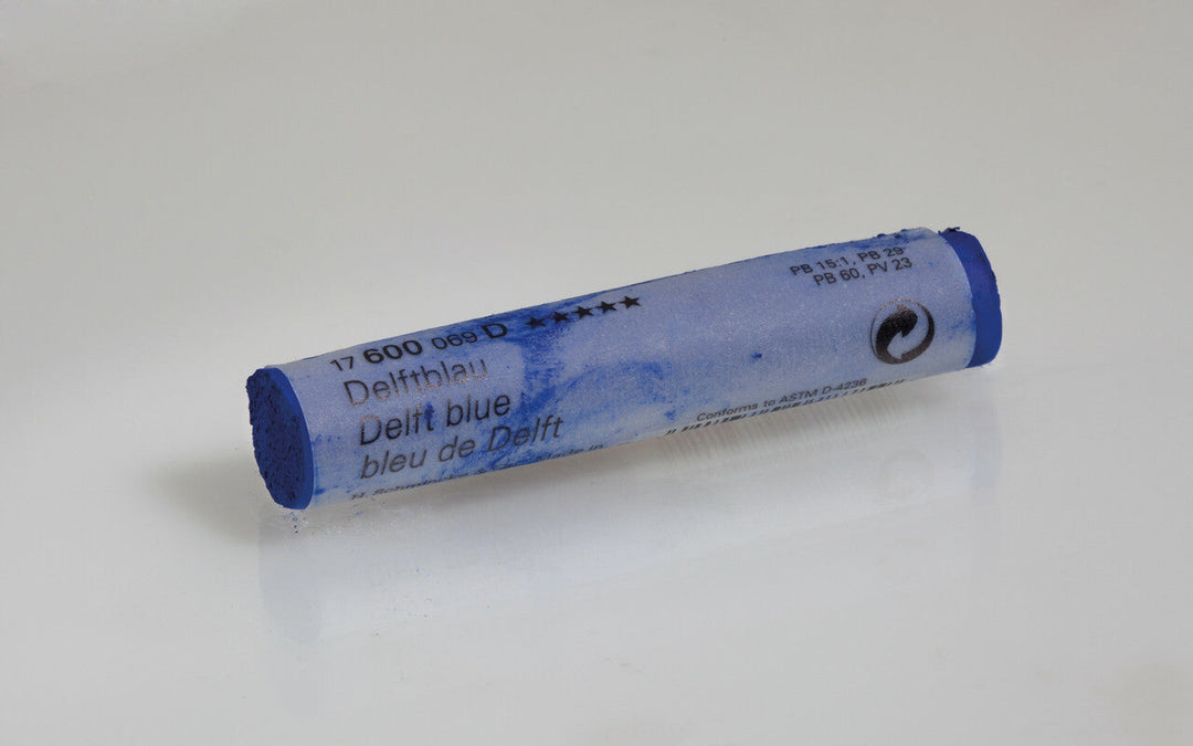 600 B Delft Blue Schmincke Pastel