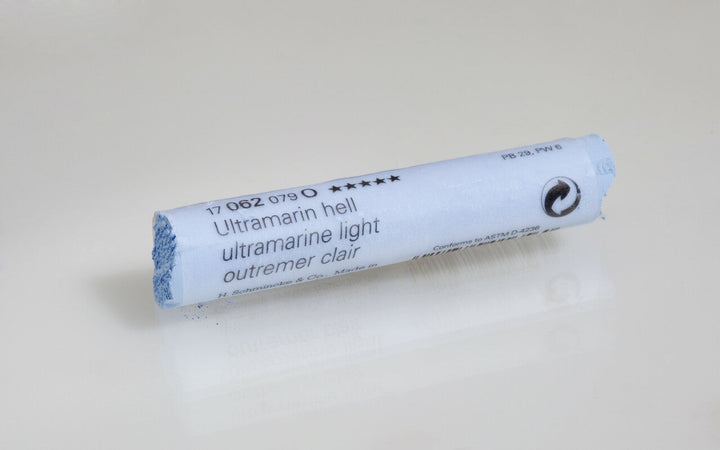 062 B Ultramarine Lt Schmincke Pastel