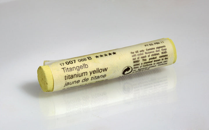 007 B Titanium Yellow Schmincke Pastel