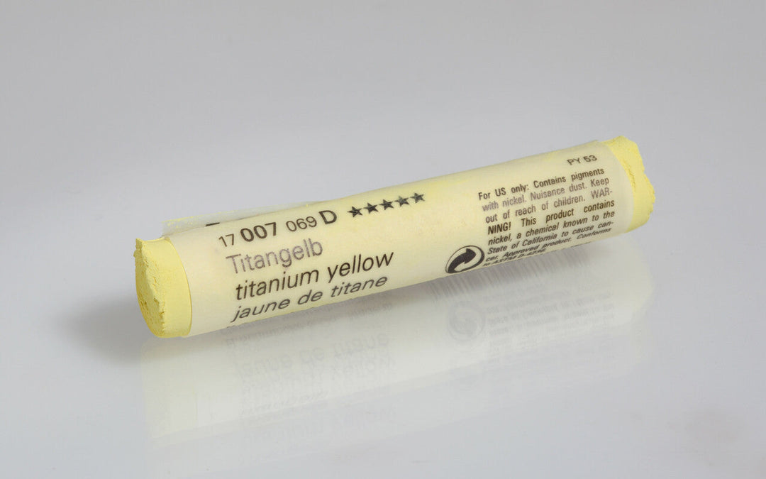 007 B Titanium Yellow Schmincke Pastel