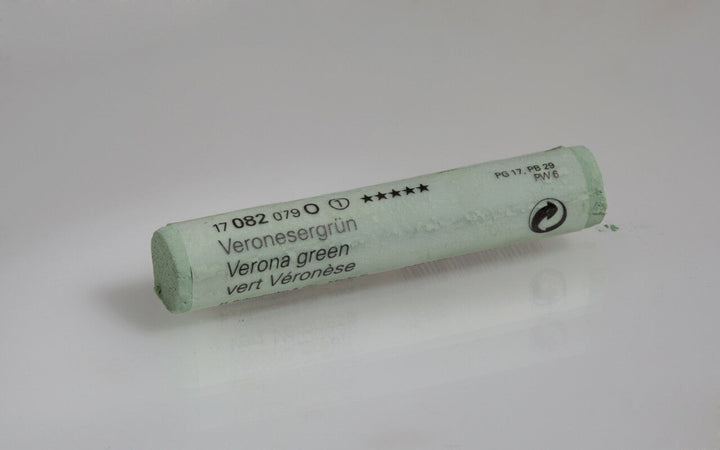 082 B Verona Green Schmincke Pastel