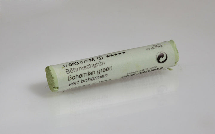 083 B Bohemian Green Schmincke Pastel
