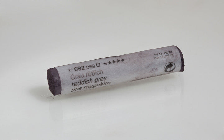 092 B Reddish Grey Schmincke Pastel