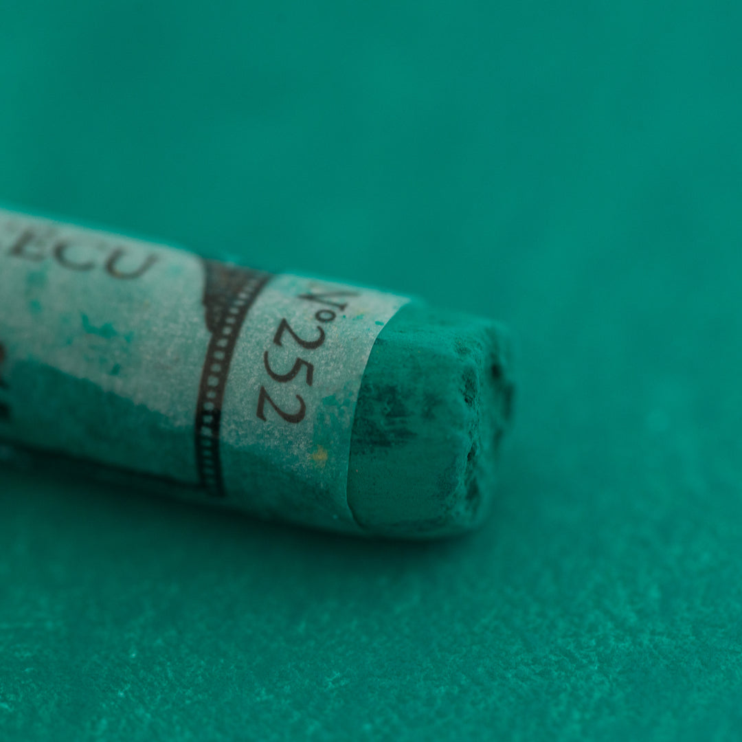 252 Viridian Green Sennelier Extra Soft Pastel