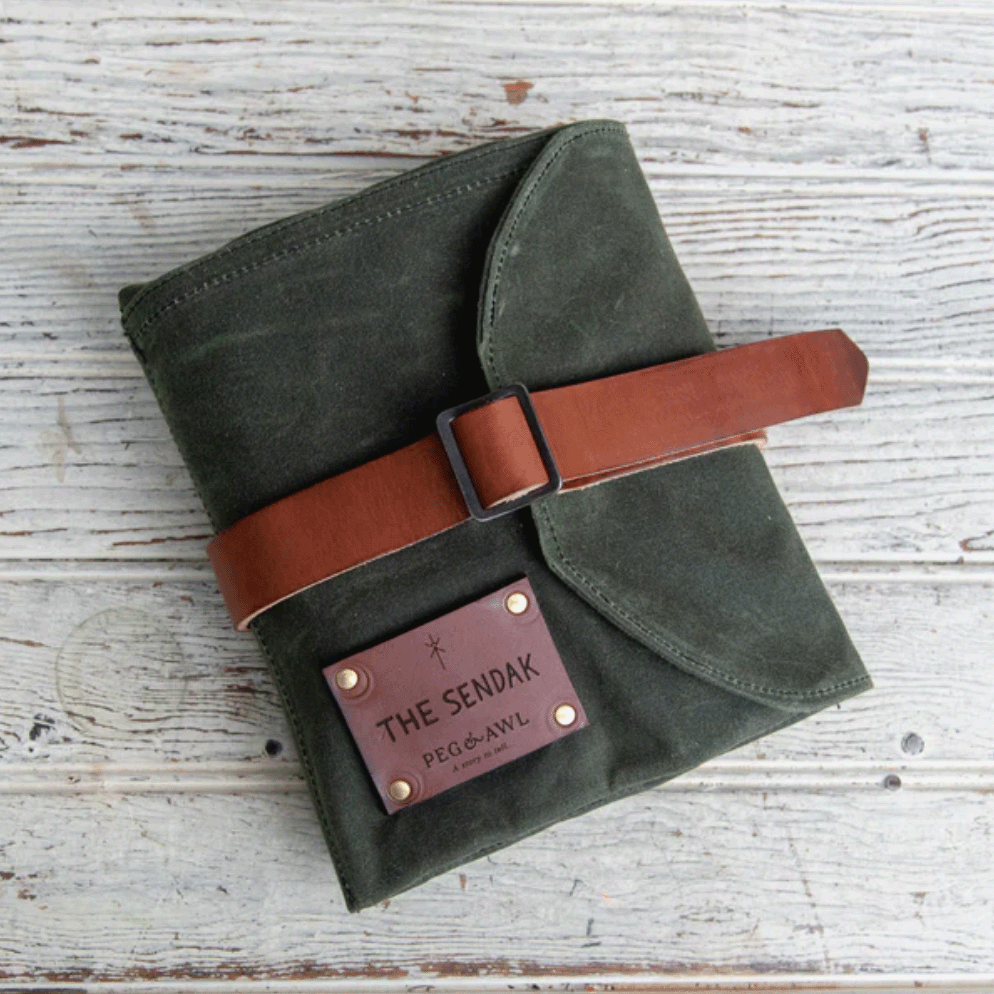 【Peg & Awl】The Sendak Artist Roll (Moss) Sendak Artist Roll - Moss [157845] - $283.50 : SeniorArt